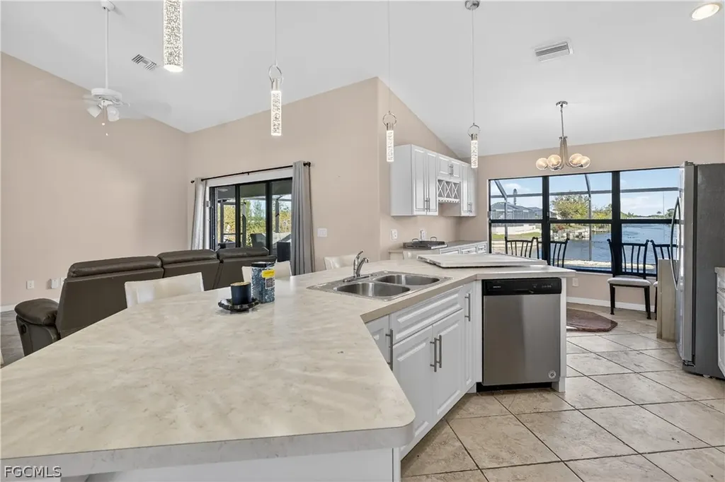 309 NW 5th Terrace Cape Coral FL 33993