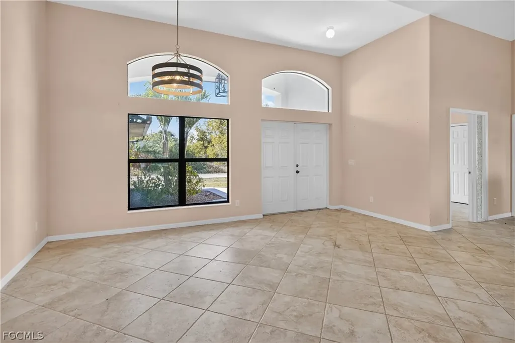309 NW 5th Terrace Cape Coral FL 33993