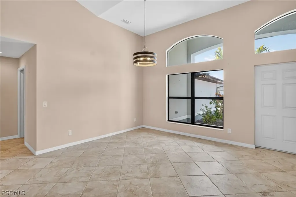 309 NW 5th Terrace Cape Coral FL 33993