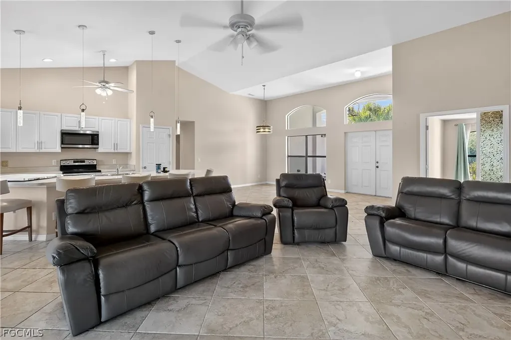 309 NW 5th Terrace Cape Coral FL 33993