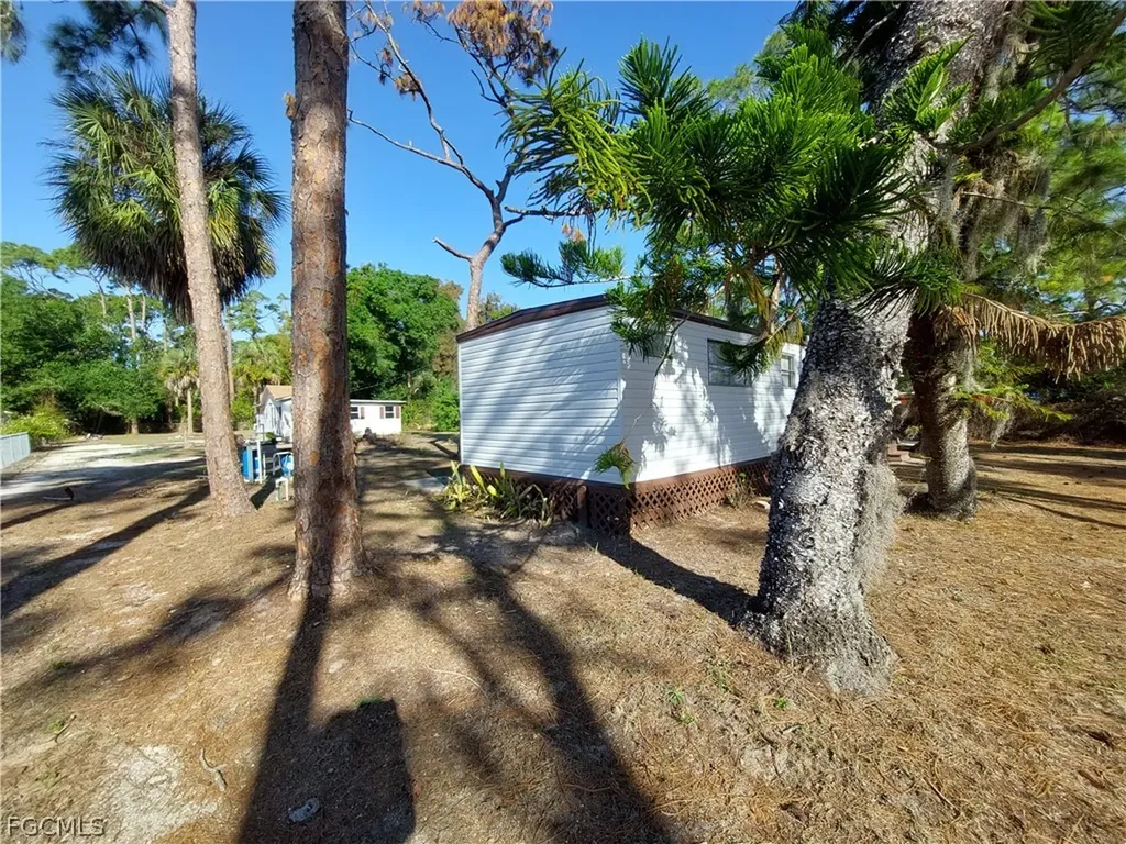 7580 Mcdaniel Drive North Fort Myers FL 33917