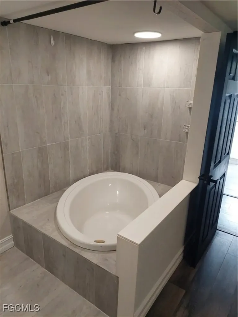 7580 Mcdaniel Drive North Fort Myers FL 33917