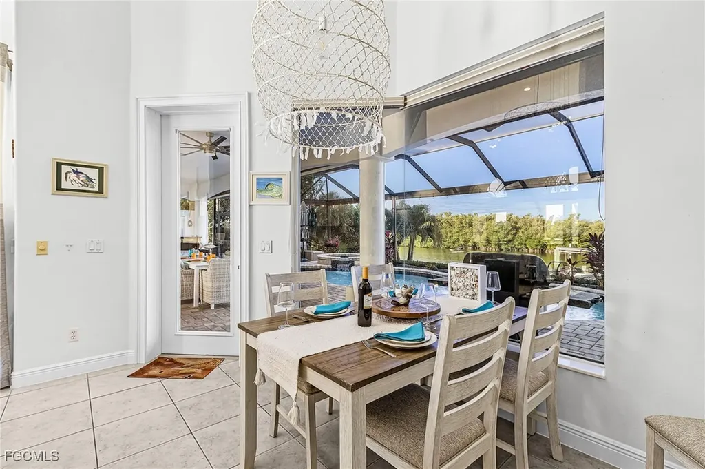 3724 Surfside Boulevard Cape Coral FL 33914