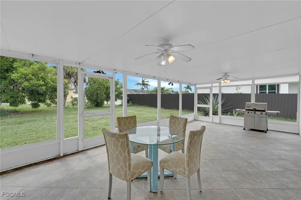 2506 SE 8th Avenue Cape Coral FL 33904