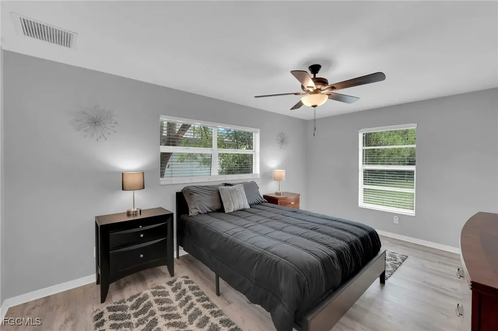 2506 SE 8th Avenue Cape Coral FL 33904