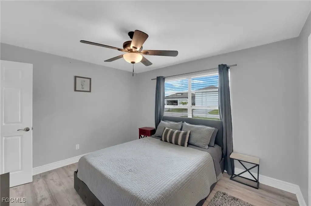 2506 SE 8th Avenue Cape Coral FL 33904