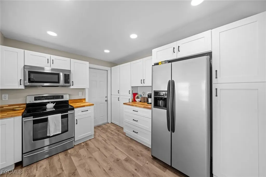 405 Bayshore Drive Cape Coral FL 33904