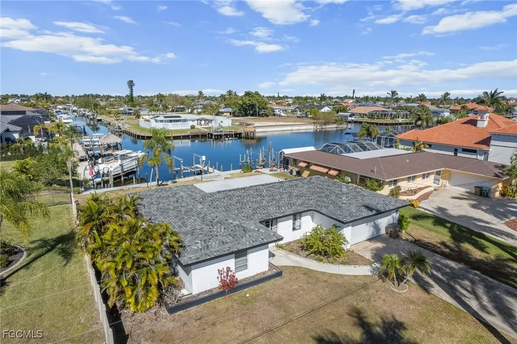 405 Bayshore Drive Cape Coral FL 33904