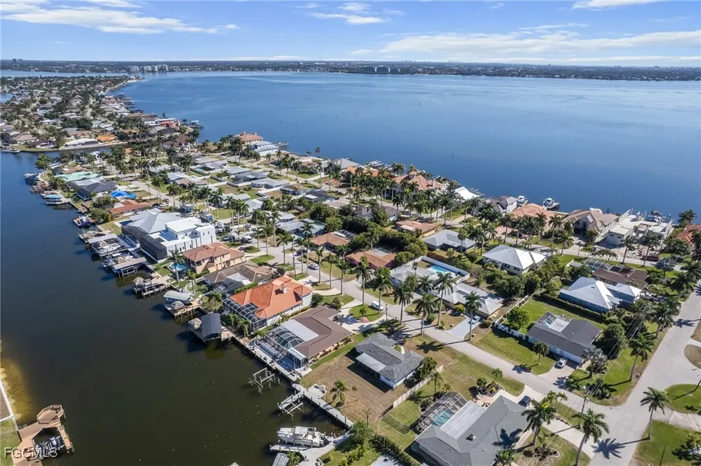 405 Bayshore Drive Cape Coral FL 33904