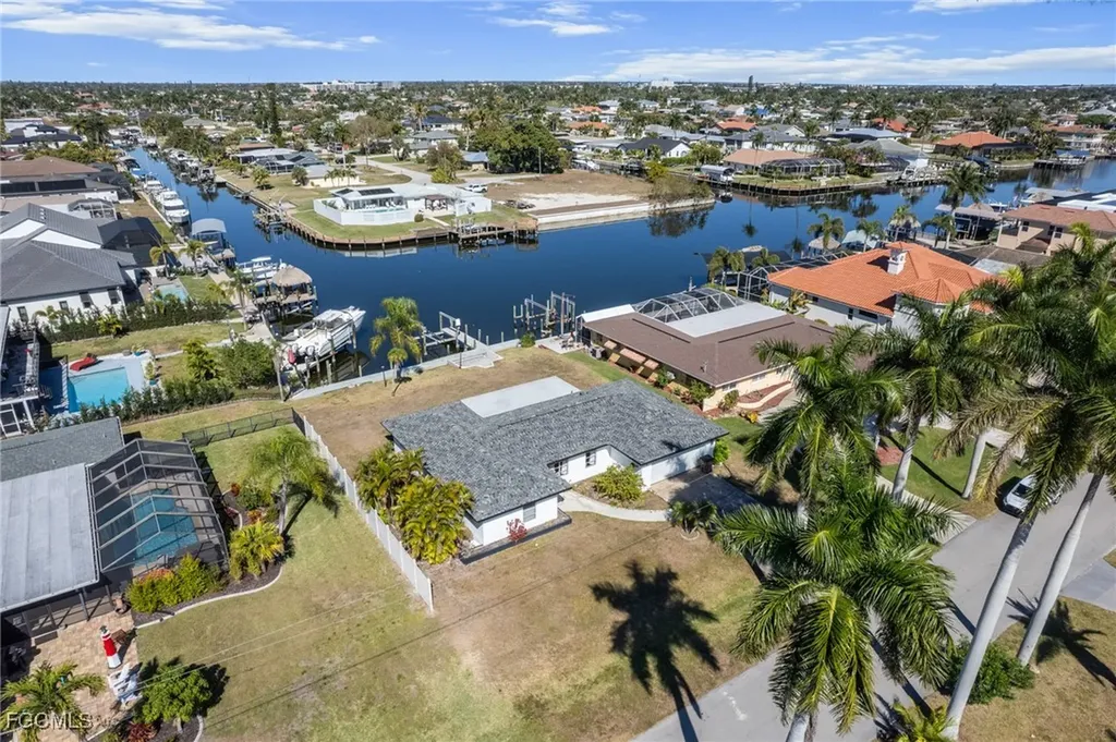 405 Bayshore Drive Cape Coral FL 33904