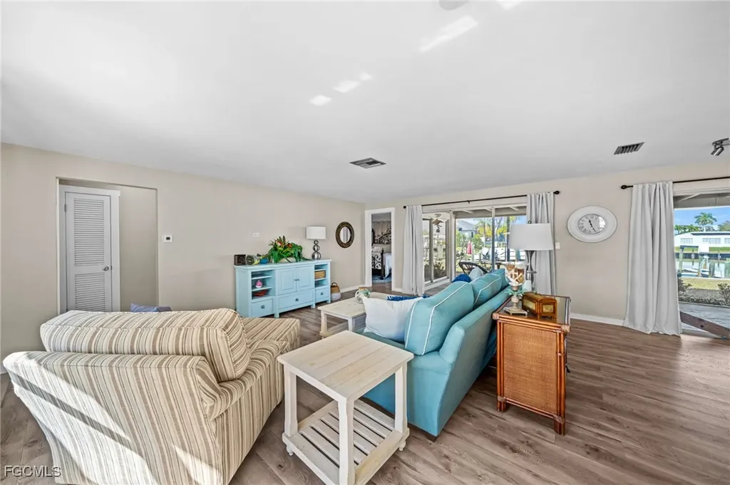 405 Bayshore Drive Cape Coral FL 33904