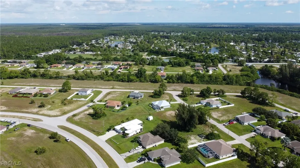 4239 E Gator Circle Cape Coral FL 33909
