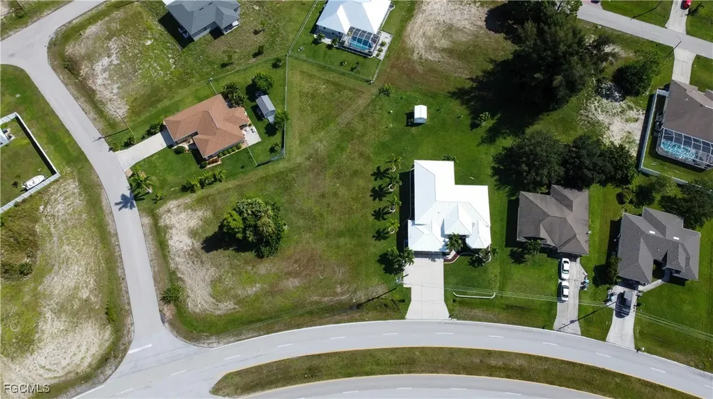 4239 E Gator Circle Cape Coral FL 33909