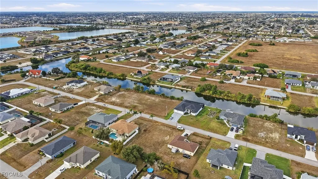 932 NW 9th Avenue Cape Coral FL 33993