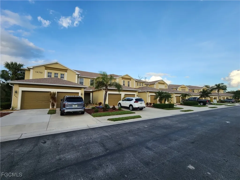14752 Calusa Palms Drive Fort Myers FL 33919