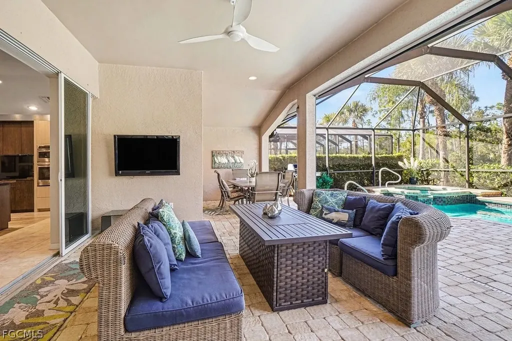 9046 Shadow Glen Way Fort Myers FL 33913