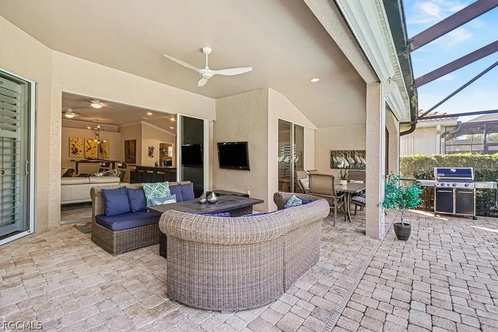 9046 Shadow Glen Way Fort Myers FL 33913