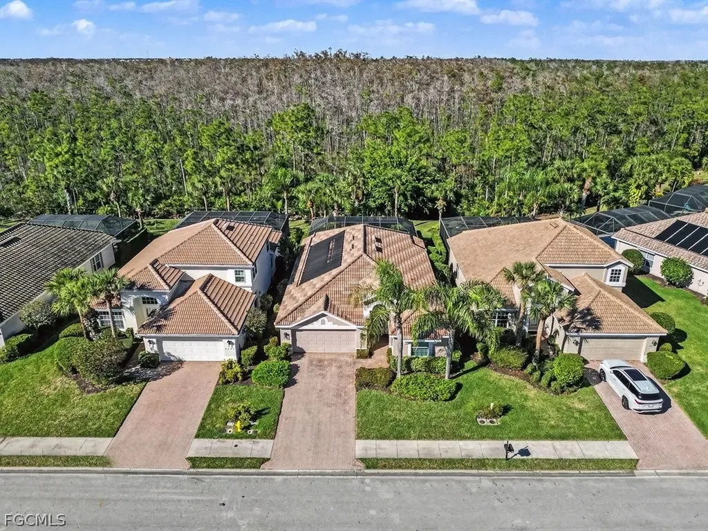 9046 Shadow Glen Way Fort Myers FL 33913