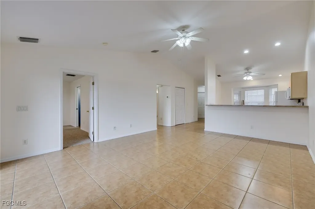 2221 NE 15th Lane Cape Coral FL 33909