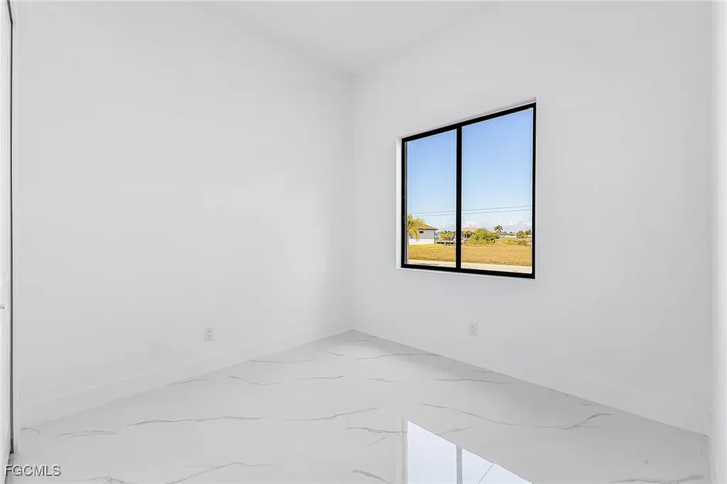 4202 NW 33rd Street Cape Coral FL 33993