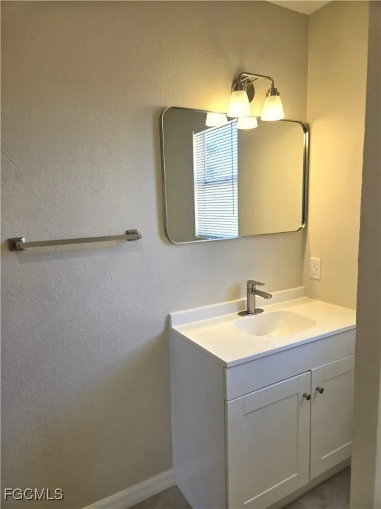 2222/2224 Virginia Avenue Fort Myers FL 33905