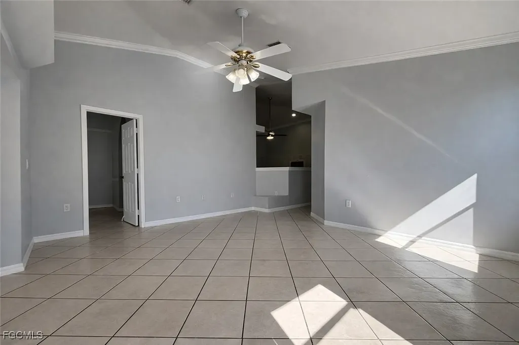 3216 SW 7th Place Cape Coral FL 33914