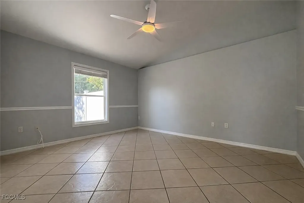 3216 SW 7th Place Cape Coral FL 33914