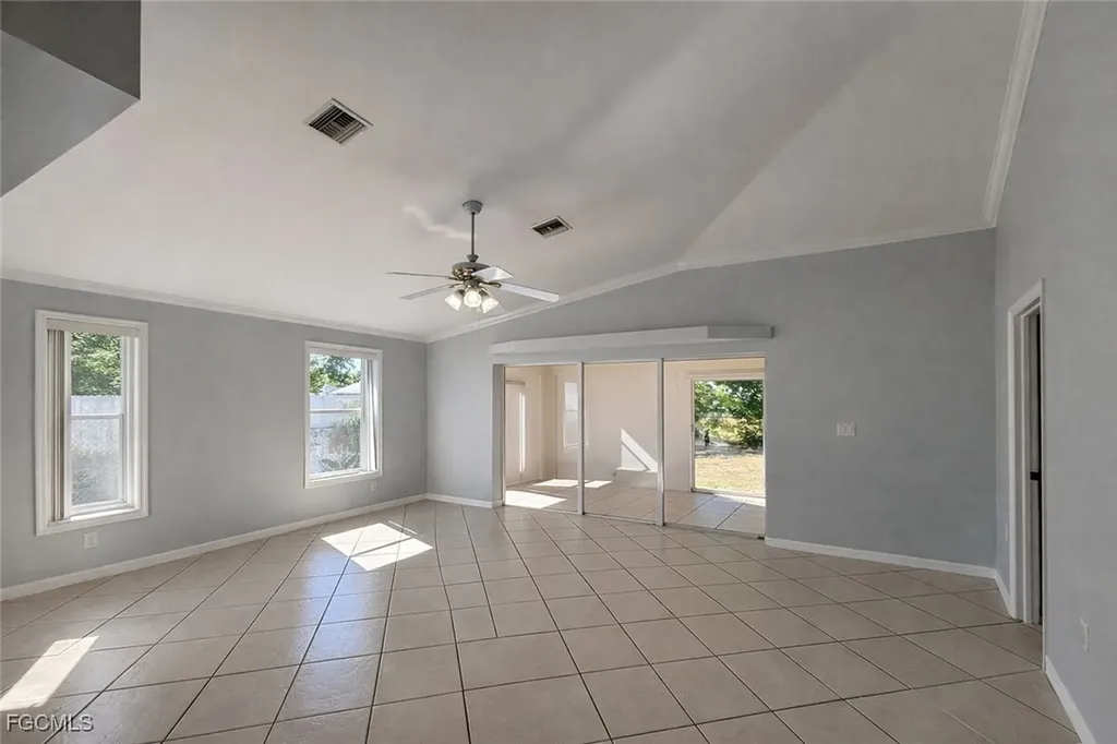 3216 SW 7th Place Cape Coral FL 33914