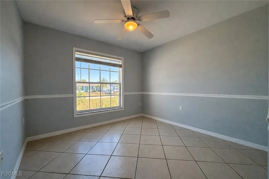 3216 SW 7th Place Cape Coral FL 33914