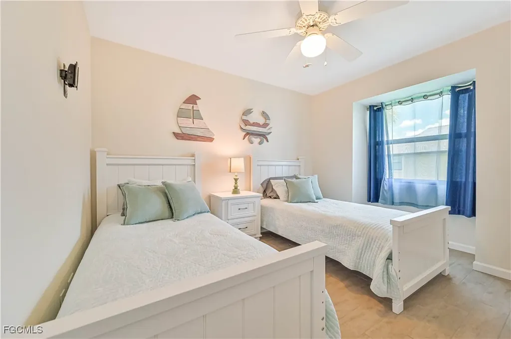 8475 Charter Club Circle Fort Myers FL 33919