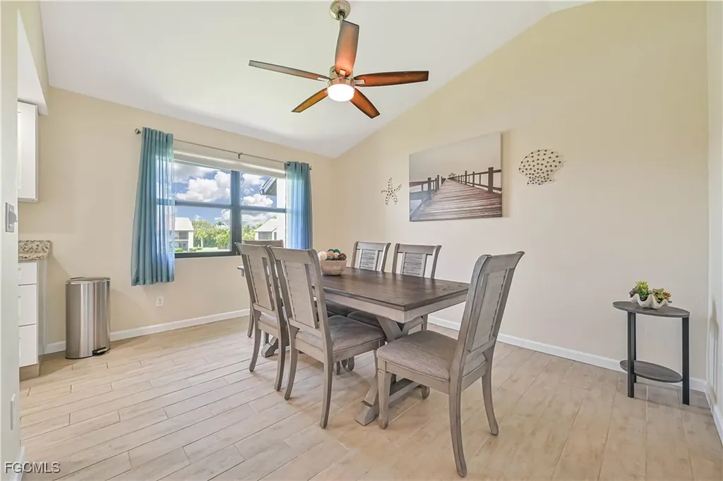 8475 Charter Club Circle Fort Myers FL 33919