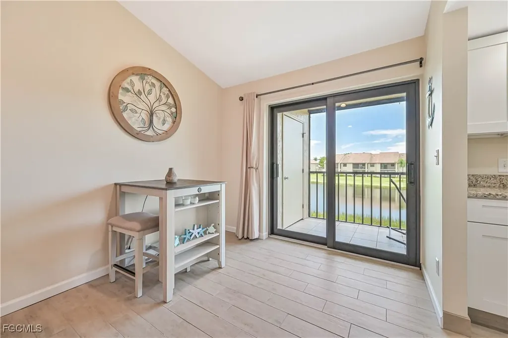 8475 Charter Club Circle Fort Myers FL 33919