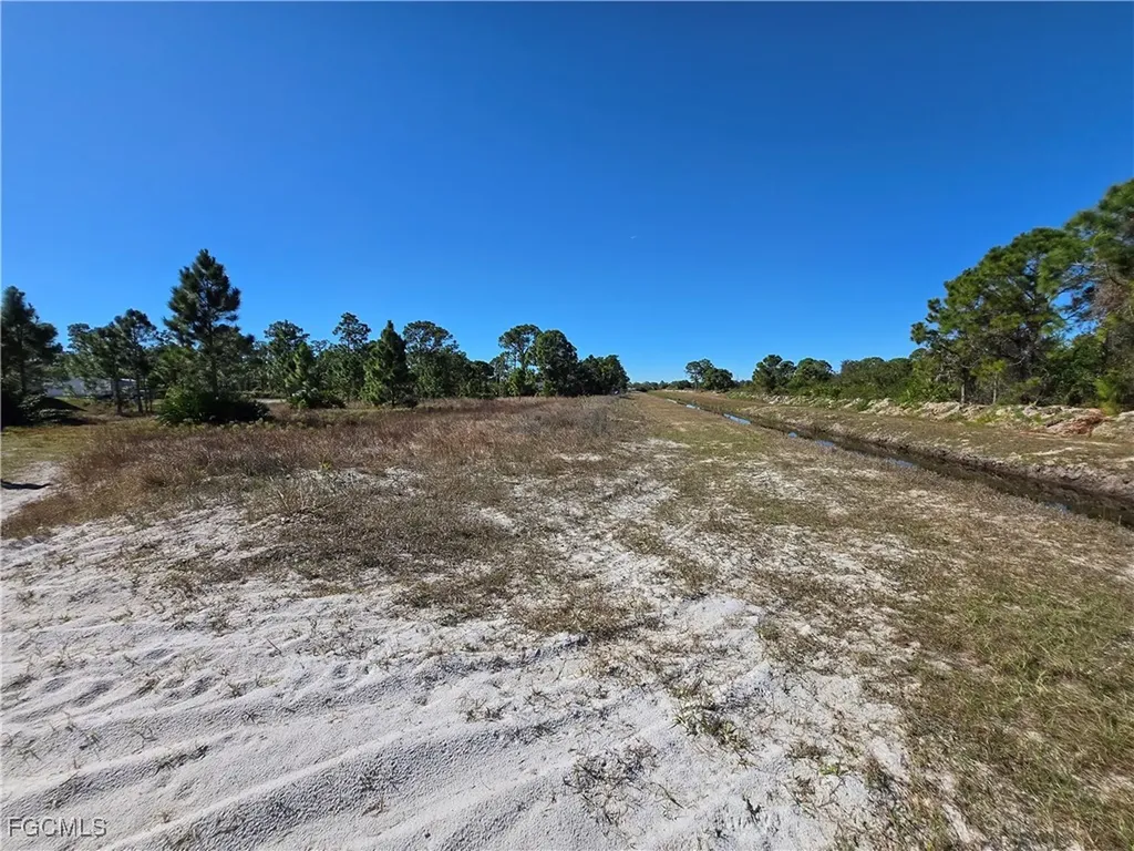 1049 Bandera Street Lehigh Acres FL 33974
