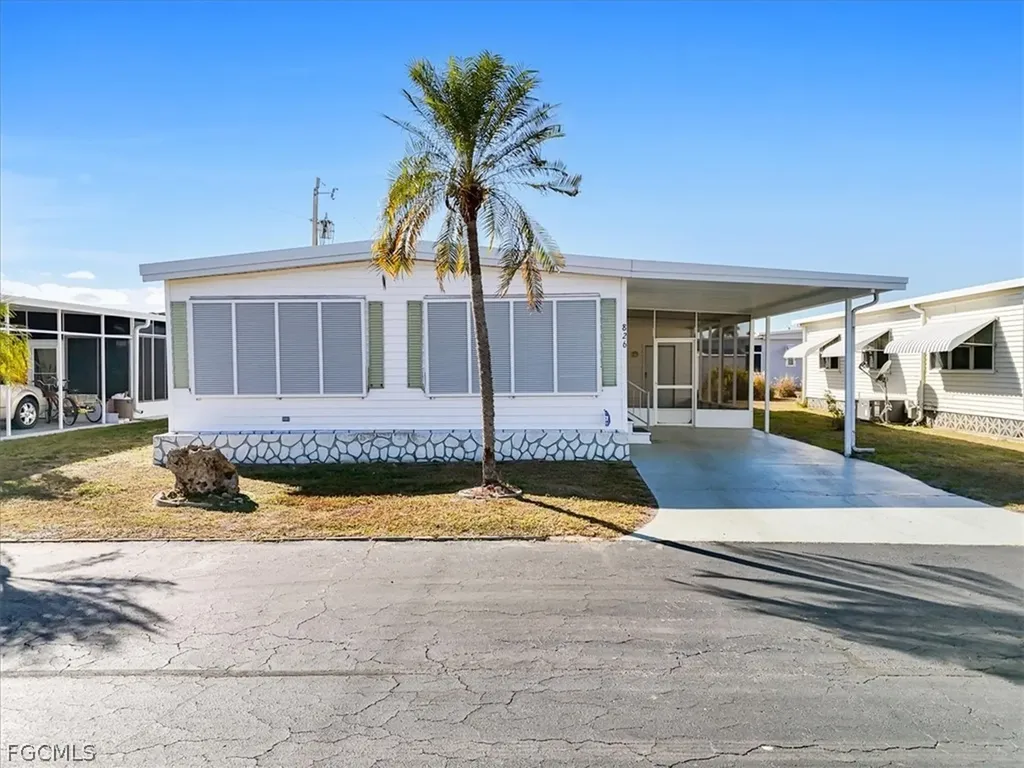 826 Peaceful Drive North Fort Myers FL 33917