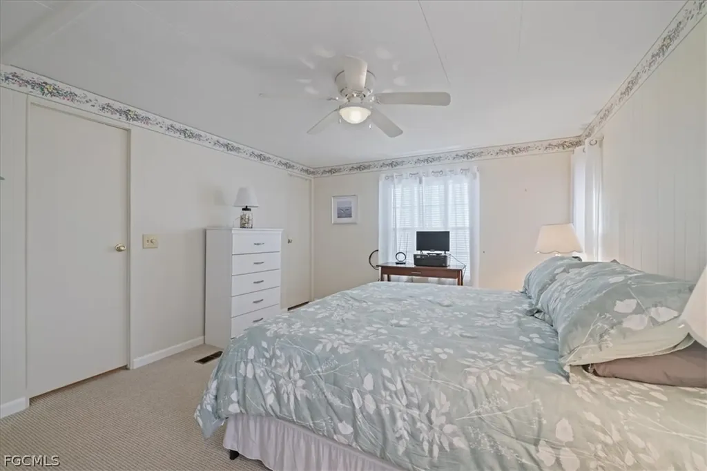 826 Peaceful Drive North Fort Myers FL 33917