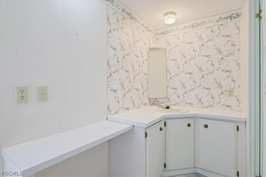 826 Peaceful Drive North Fort Myers FL 33917