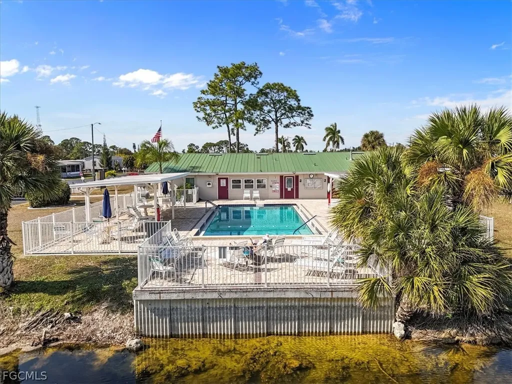 826 Peaceful Drive North Fort Myers FL 33917