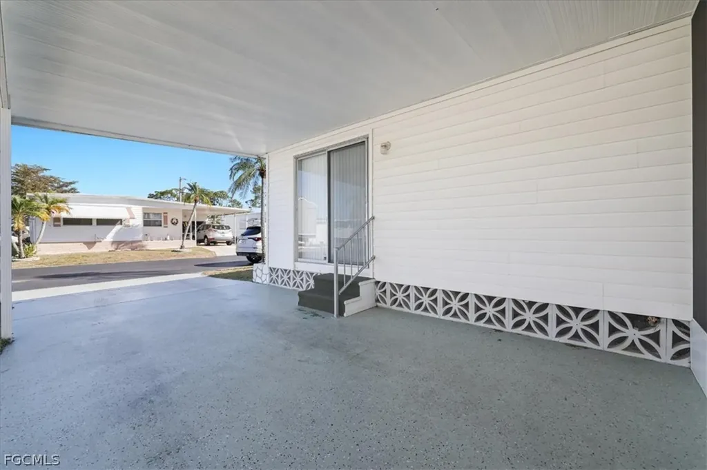 826 Peaceful Drive North Fort Myers FL 33917