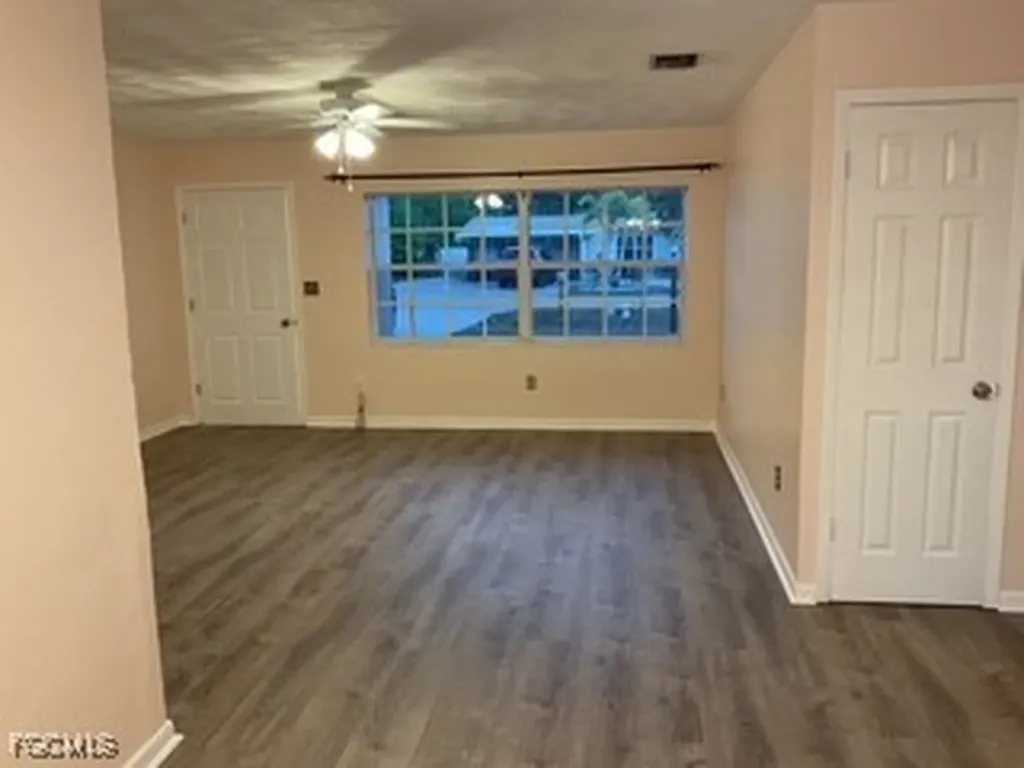 382 Ottumwa Avenue Fort Myers FL 33905