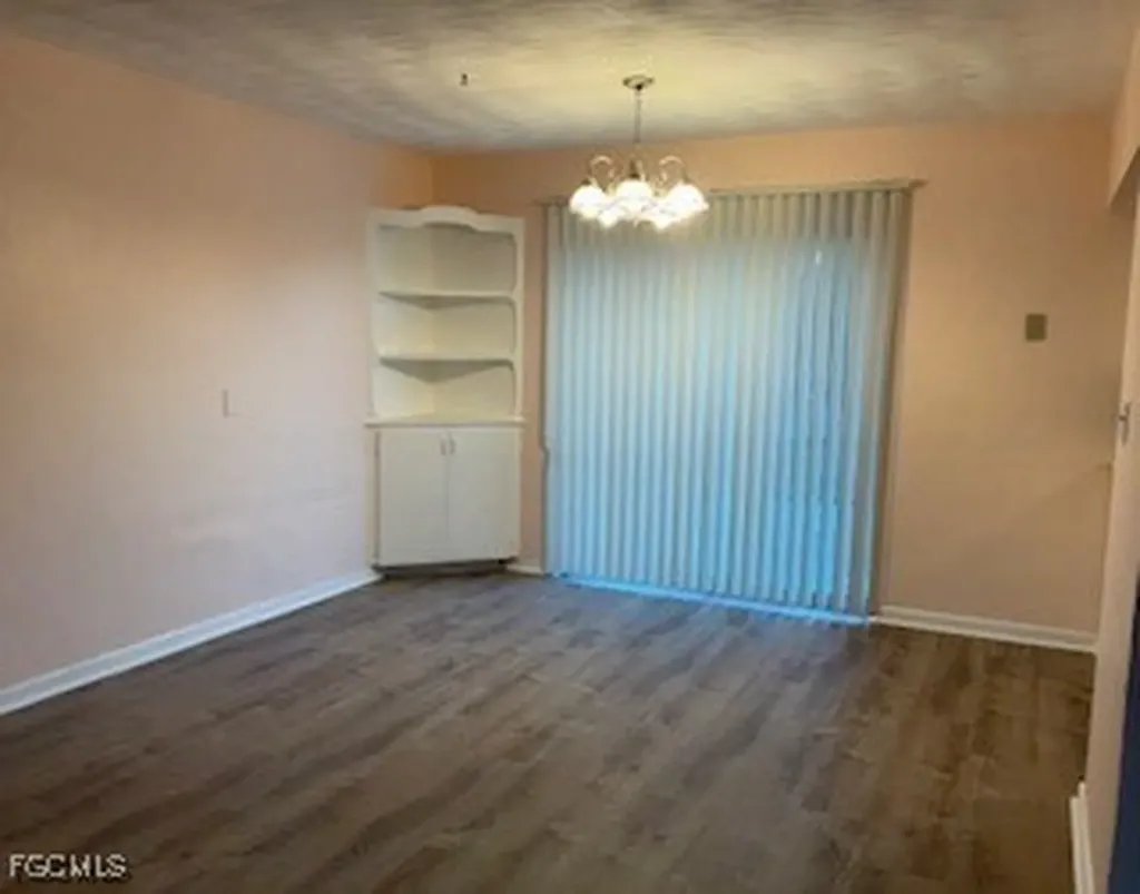 382 Ottumwa Avenue Fort Myers FL 33905