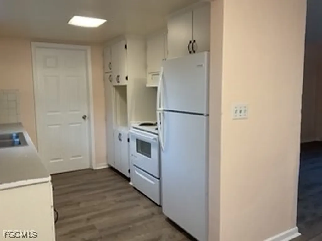 382 Ottumwa Avenue Fort Myers FL 33905