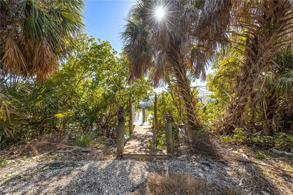 3557 Sea Holly Lane St. James City FL 33956