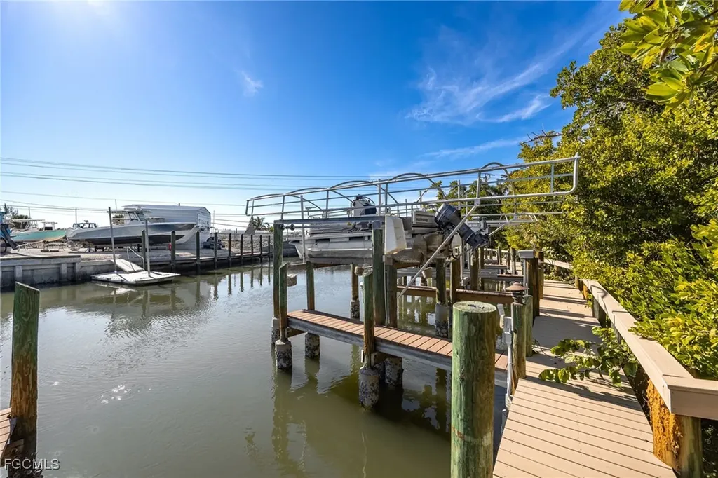 3557 Sea Holly Lane St. James City FL 33956