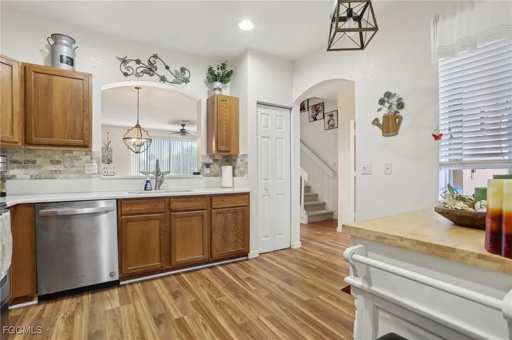 3350 Dandolo Circle Cape Coral FL 33909