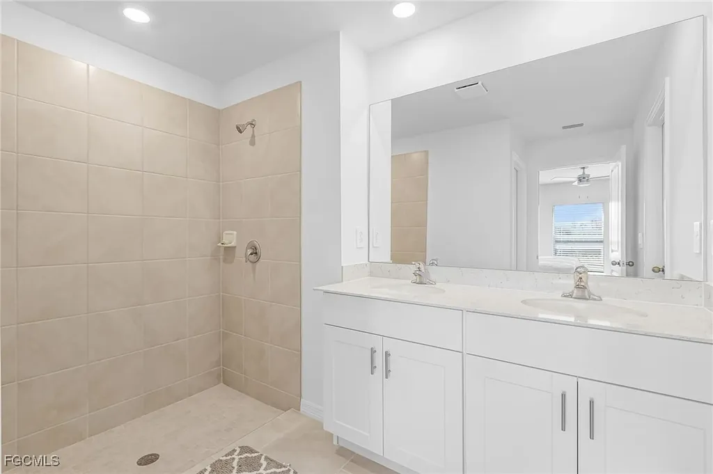 17561 Monte Isola Way North Fort Myers FL 33917