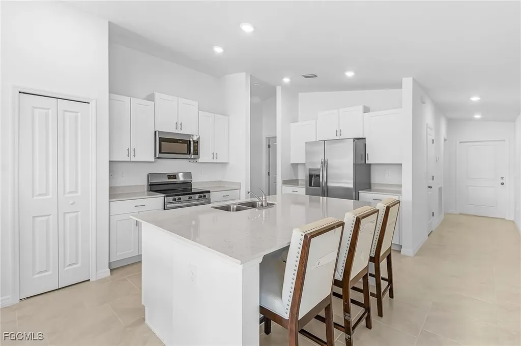 17561 Monte Isola Way North Fort Myers FL 33917