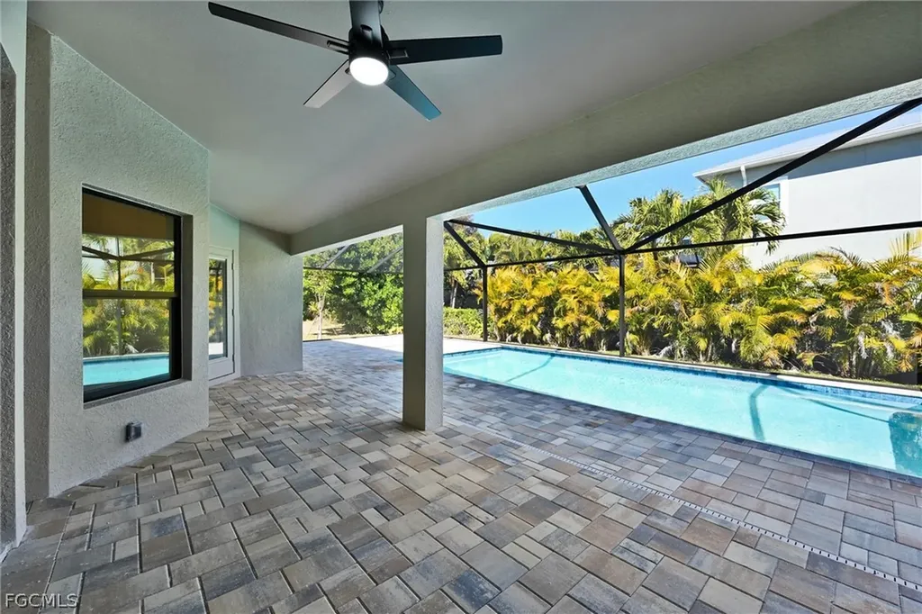 3613 NW 1st Street Cape Coral FL 33993