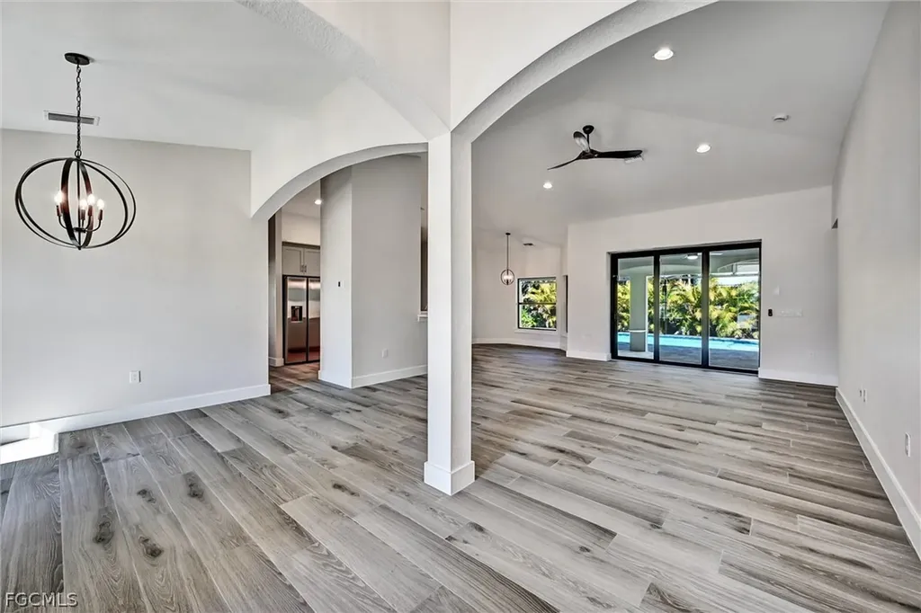 3613 NW 1st Street Cape Coral FL 33993