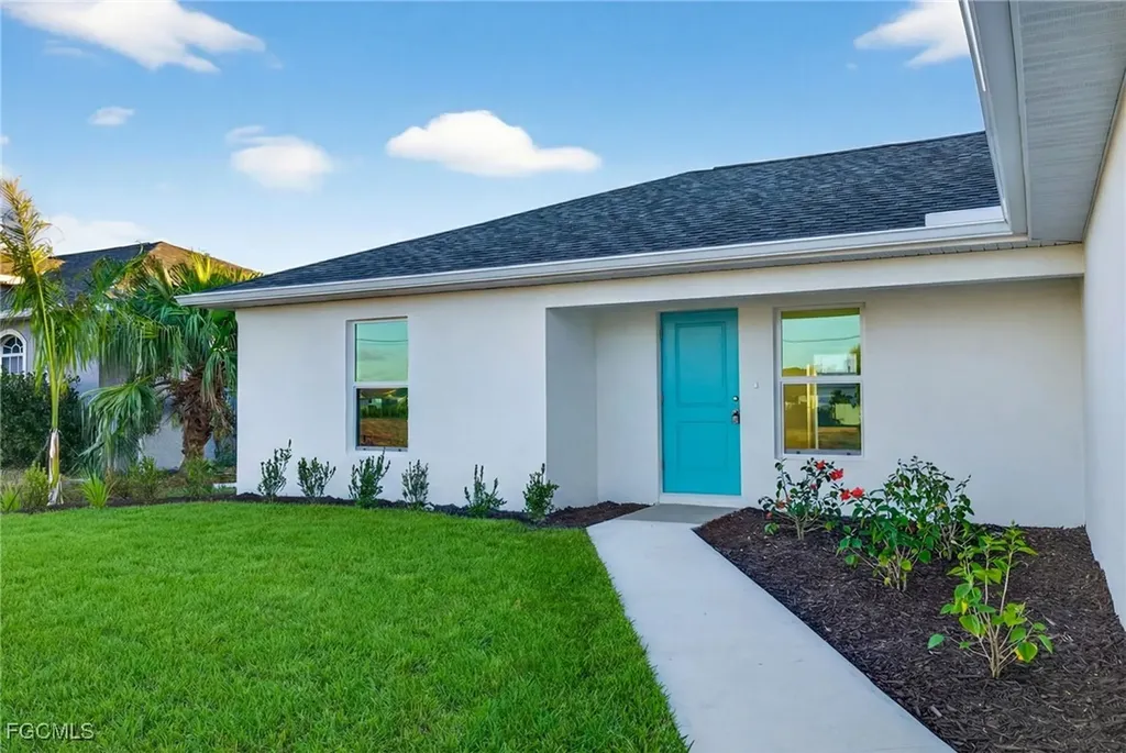 1706 NW 5th Street Cape Coral FL 33993