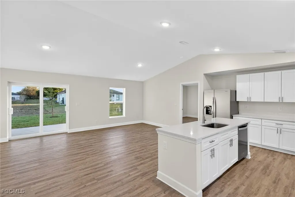 1706 NW 5th Street Cape Coral FL 33993